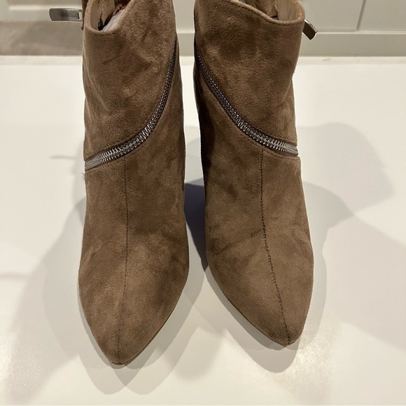 JustFab Karsey brown suede zipper booties size 8 - Picture 7 of 9